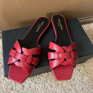 SAINT LAURENT Tribute Flat Sandals In Red